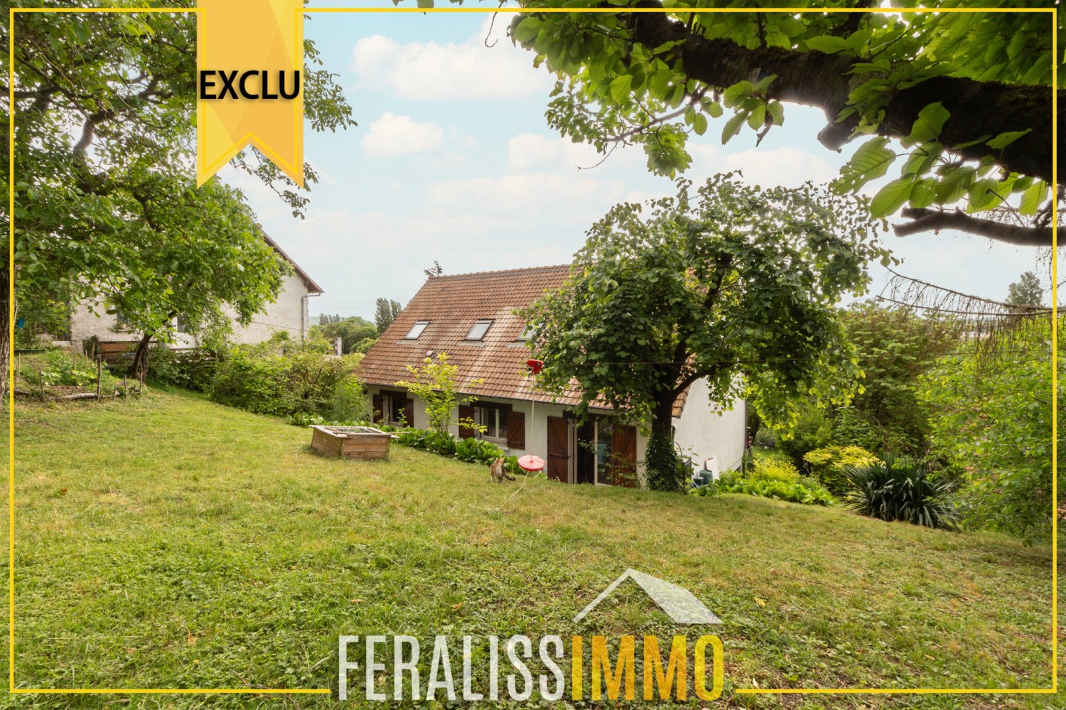 5 bedrooms House in Vaux-sur-Seine, France No. 135013