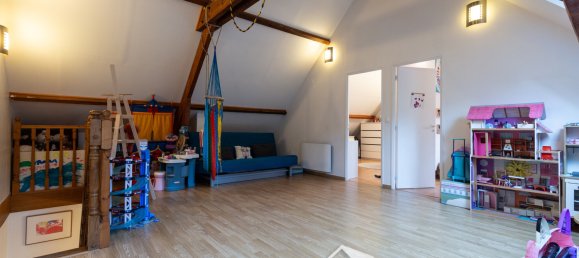 5 bedrooms House in Vaux-sur-Seine, France No. 135013 23