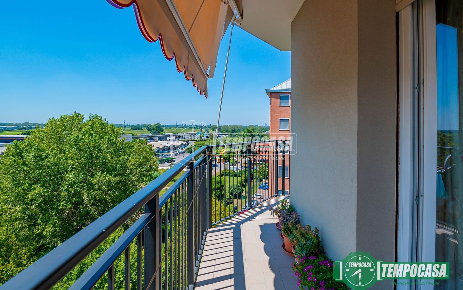 3 rooms Apartment in San Donato Milanese, Italy No. 263938