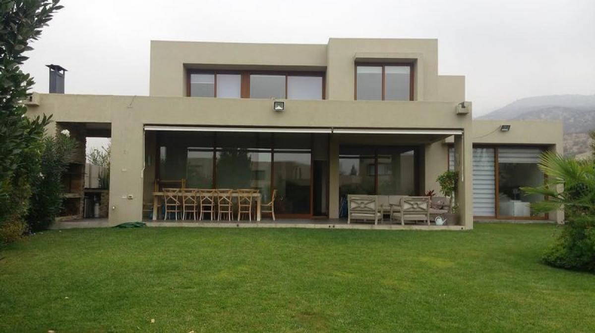 5 bedrooms House in Chacabuco, Chile No. 4724