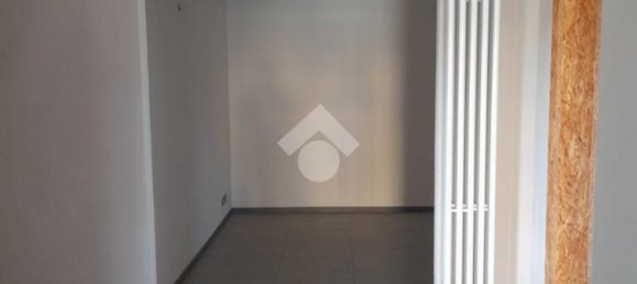 2 rooms Commercial property in Alba, Italy No. 61902 4