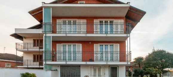 7 rooms Villa in San Benigno Canavese, Italy No. 260681 6