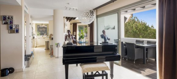 3 bedrooms Penthouse in Malaga, Spain No. 100887 10