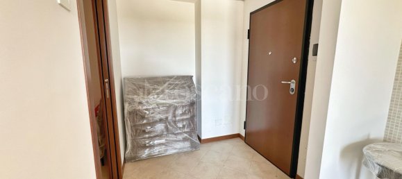 Квартира с 2 комнатами в Фьюмичино, Италия № 331972 22