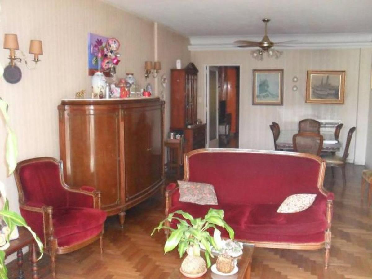4 bedrooms Apartment in Buenos Aires, Argentina No. 88530