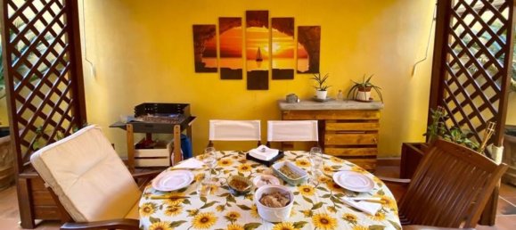 3 rooms Apartment in Carrara, Italy No. 27305 3