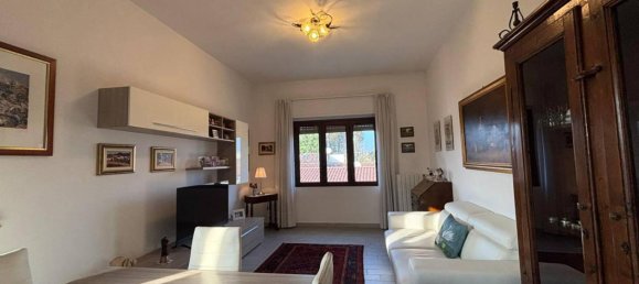 2 rooms Apartment in San Martino in Strada, Italy No. 26772 11