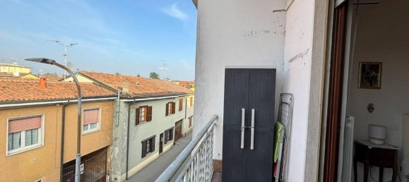 2 rooms Apartment in San Martino in Strada, Italy No. 26772 24