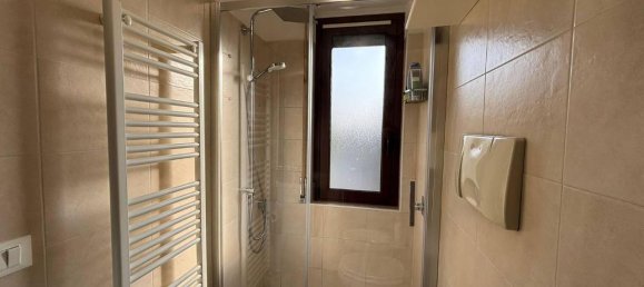 2 rooms Apartment in San Martino in Strada, Italy No. 26772 26