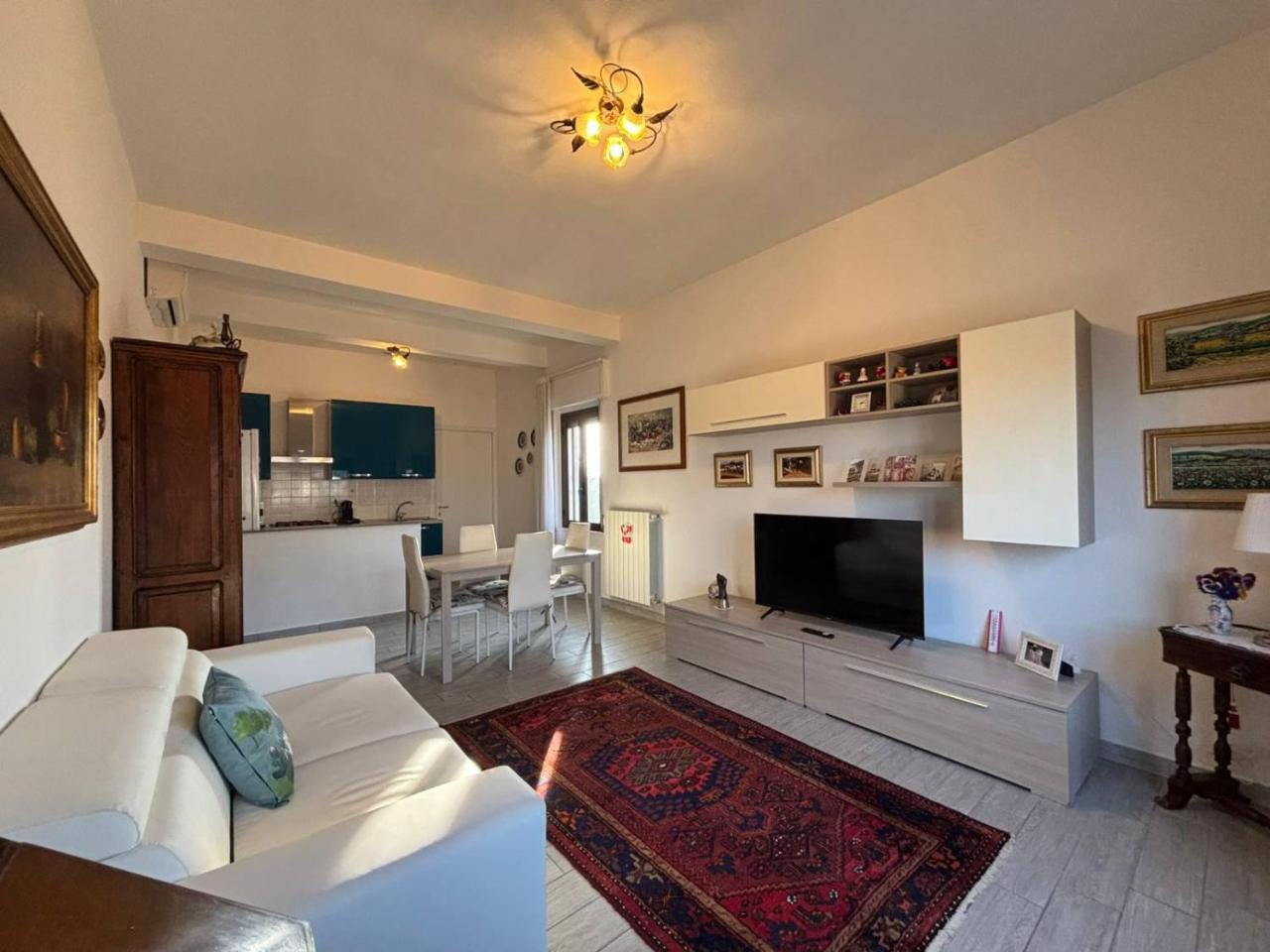 2 rooms Apartment in San Martino in Strada, Italy No. 26772