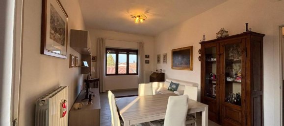 2 rooms Apartment in San Martino in Strada, Italy No. 26772 7