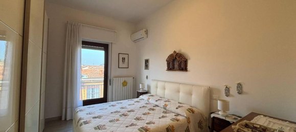 2 rooms Apartment in San Martino in Strada, Italy No. 26772 19