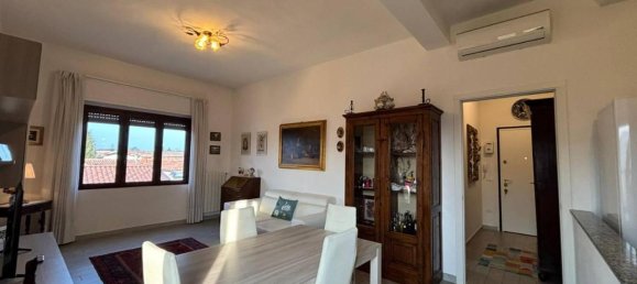 2 rooms Apartment in San Martino in Strada, Italy No. 26772 10
