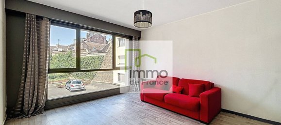 Studio in Lille, France No. 72471 2