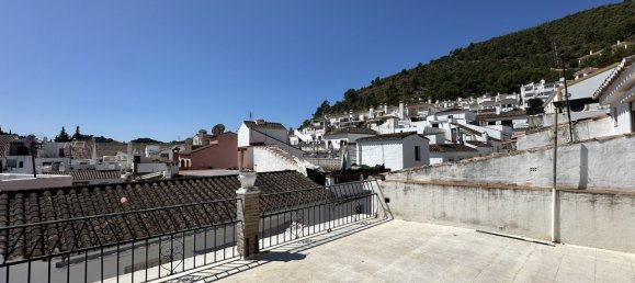 4 bedrooms Townhouse in Benahavis, Spain No. 135803 11