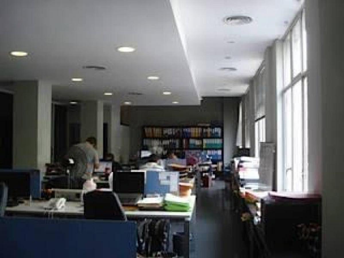 380m² Office in Buenos Aires, Argentina No. 109542