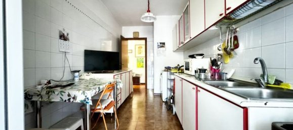 4 rooms Apartment in Rome, Italy No. 26899 9