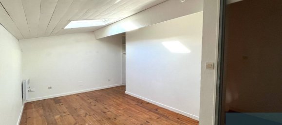 Casa de 3 dormitorios en Latresne, France No. 109648 9