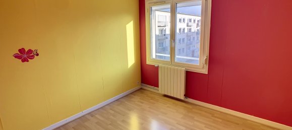 Apartamento de 3 dormitorios en Tomblaine, France No. 89537 5