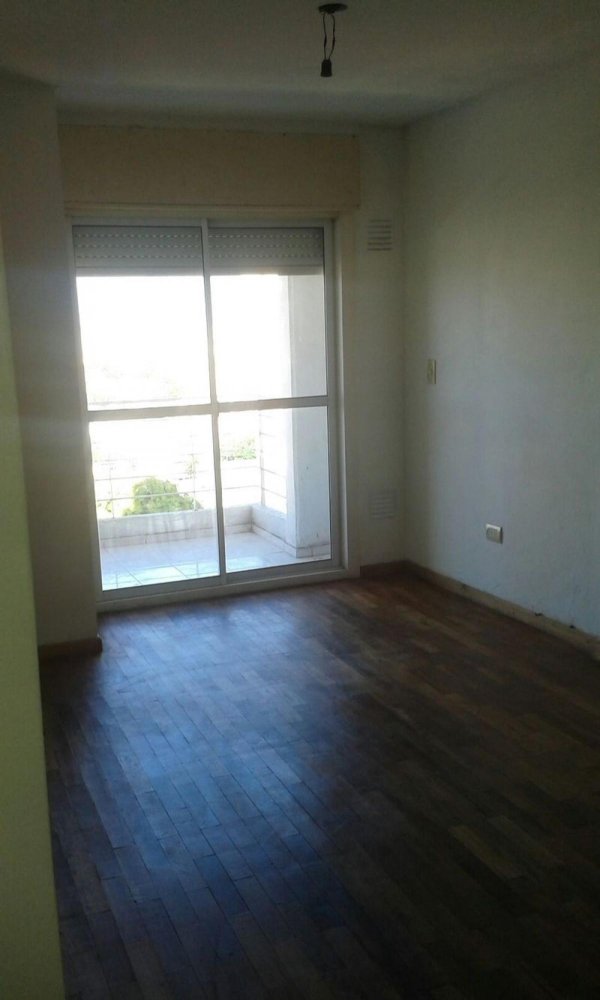 Studio in Santa Fe, Argentina No. 8630