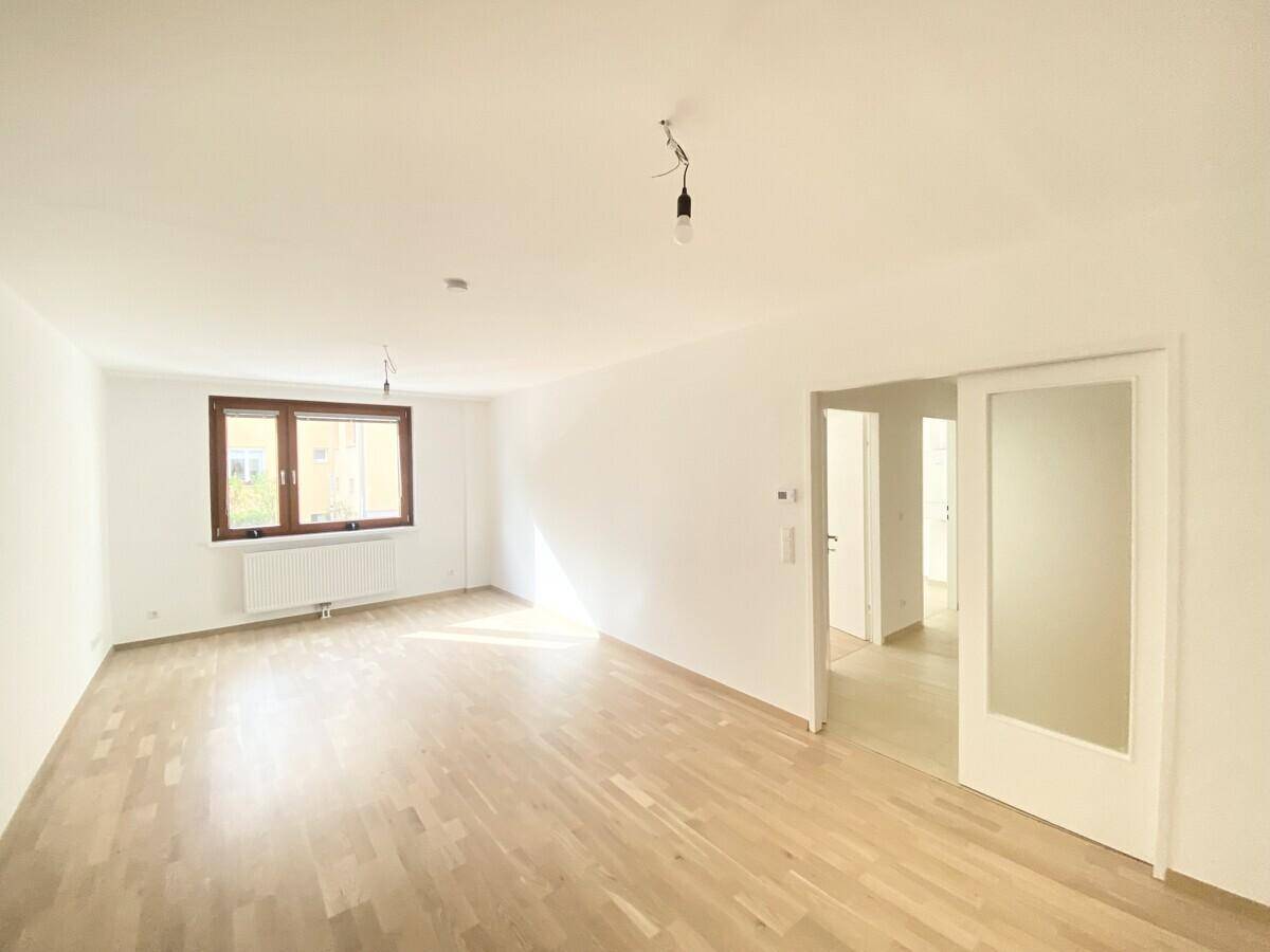 4 rooms Apartment in Penzing, Austria No. 141033