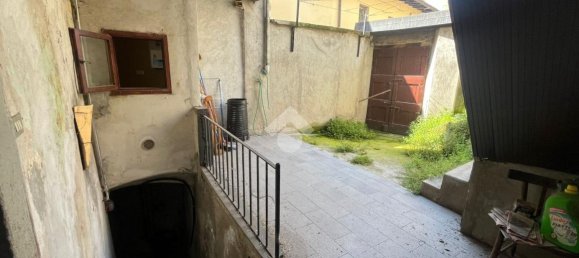 Дом с 4 комнатами в Палаццоло суль Ольо, Италия № 2074 27