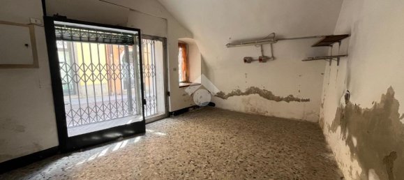 Дом с 4 комнатами в Палаццоло суль Ольо, Италия № 2074 13