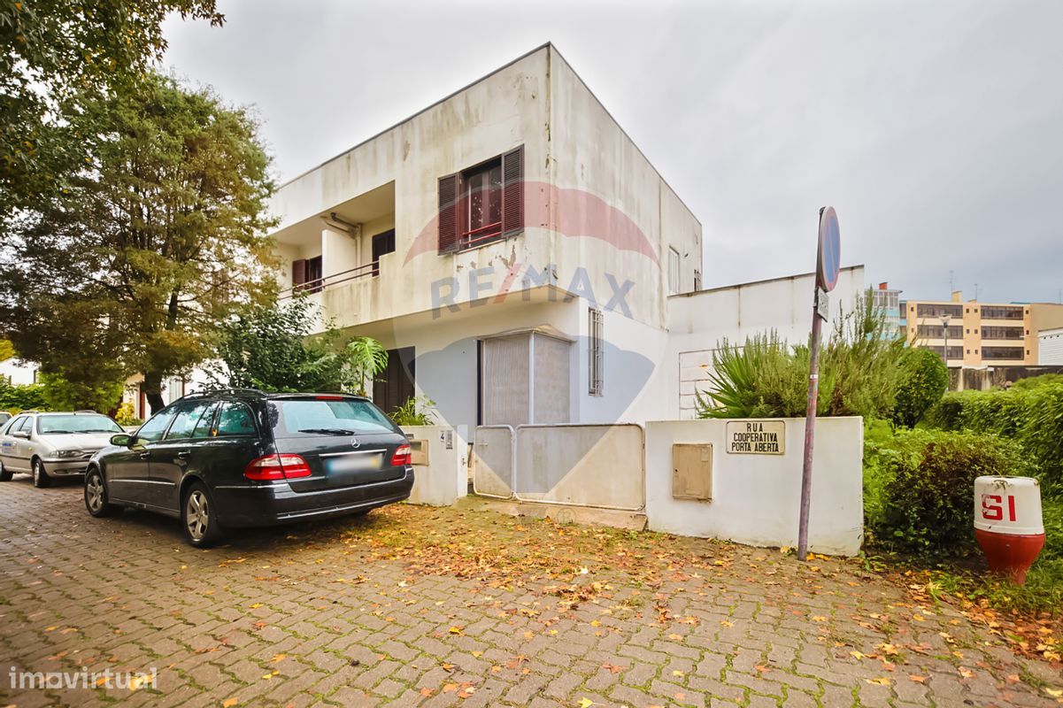 Дом с 3 спальнями в Эрмезинде, Португалия № 16345