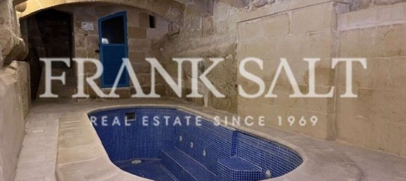 Granja de 8 dormitorios en Gharb, Malta No. 5991 3