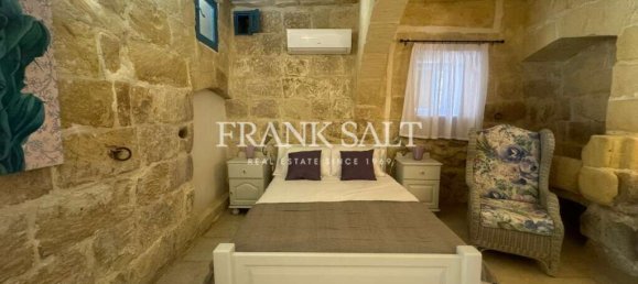 Granja de 8 dormitorios en Gharb, Malta No. 5991 20