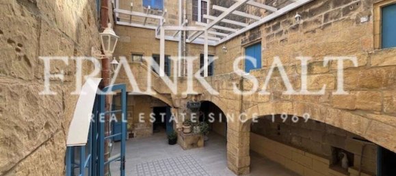 Granja de 8 dormitorios en Gharb, Malta No. 5991 18