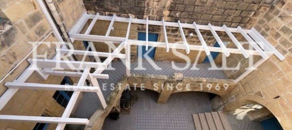 Granja de 8 dormitorios en Gharb, Malta No. 5991 16