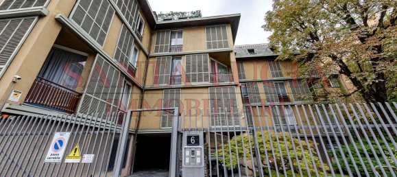 4 bedrooms Apartment in Milan, Italy No. 362664 32