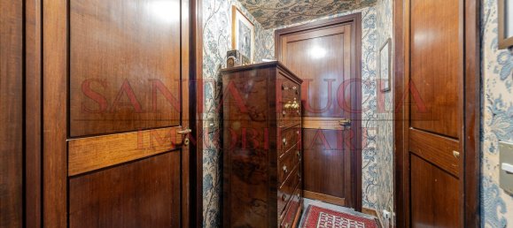 4 bedrooms Apartment in Milan, Italy No. 362664 12