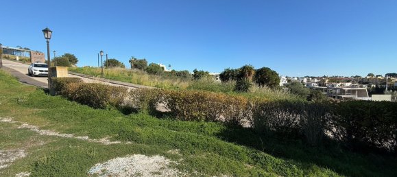  Land in Estepona, Spain No. 141923 4