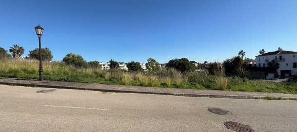  Land in Estepona, Spain No. 141923 2