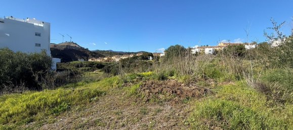  Land in Estepona, Spain No. 141923 3