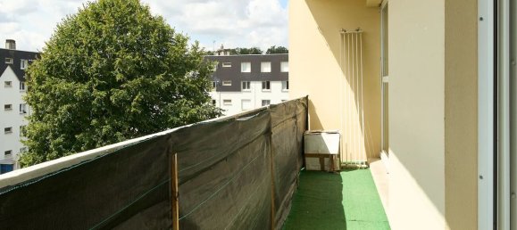 Apartamento de 2 dormitorios en Villers-Cotterets, France No. 91075 7