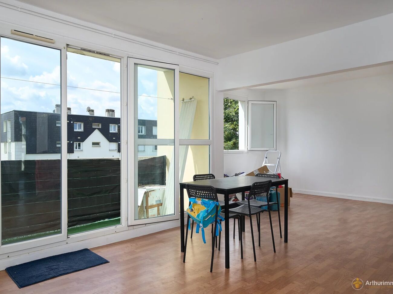 Apartamento de 2 dormitorios en Villers-Cotterets, France No. 91075