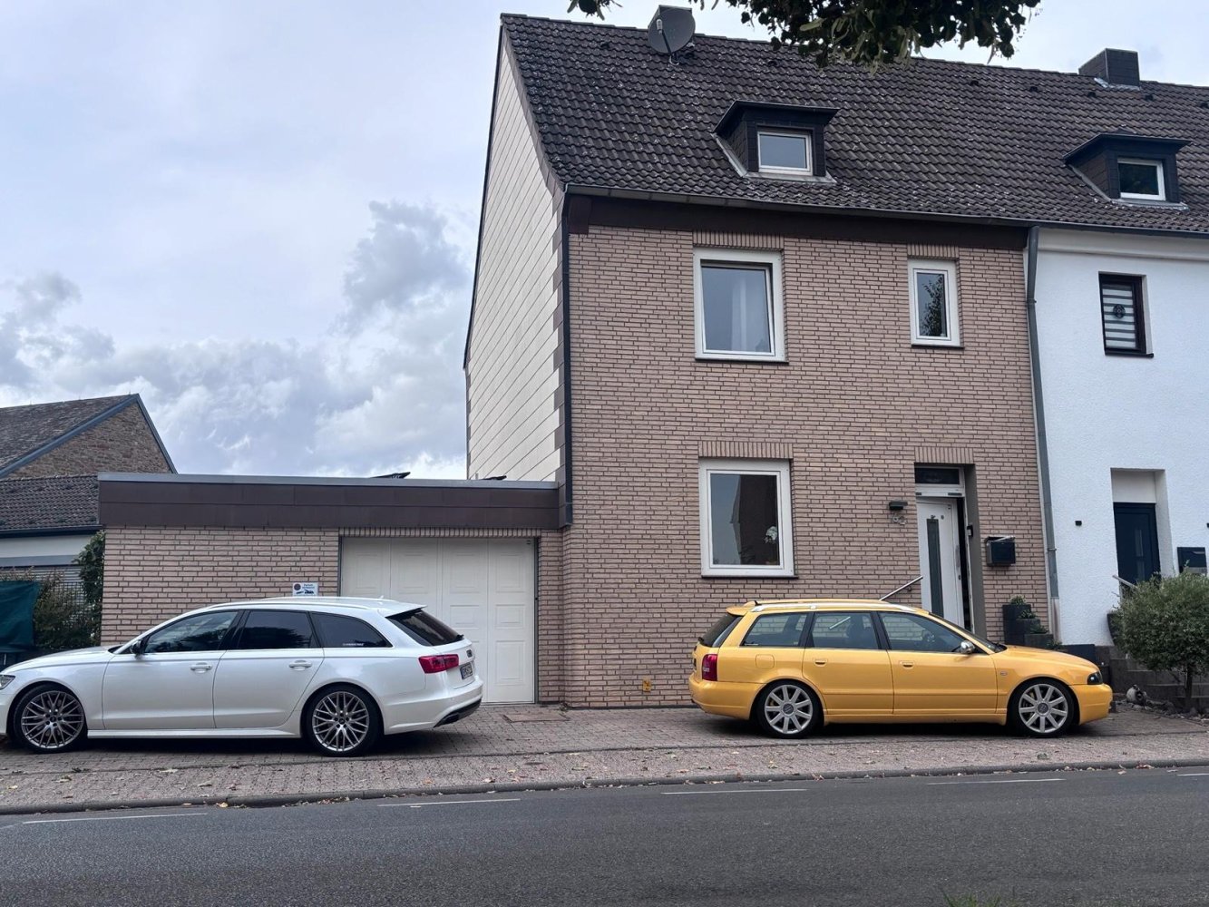 1 غرف نوم تاون هاوس في Rhein-Erft, Germany رقم 340127