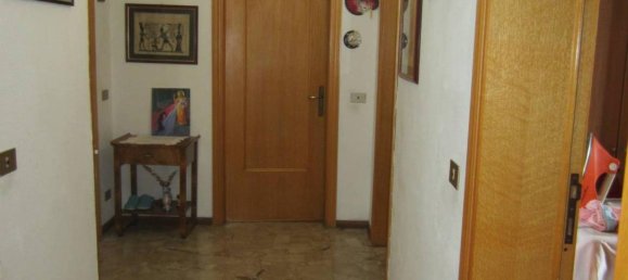 13-salle Villa à Foligno, Italy No. 150471 19