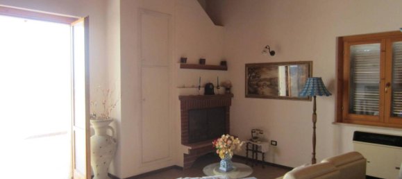 13-salle Villa à Foligno, Italy No. 150471 27