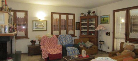 13-salle Villa à Foligno, Italy No. 150471 13