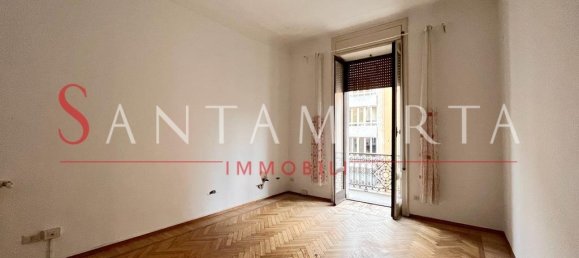 2 bedrooms Apartment in Milan, Italy No. 243676 4