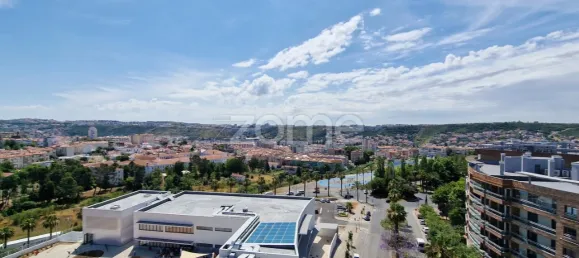 3 chambres Appartement à Odivelas, Portugal No. 86433 2