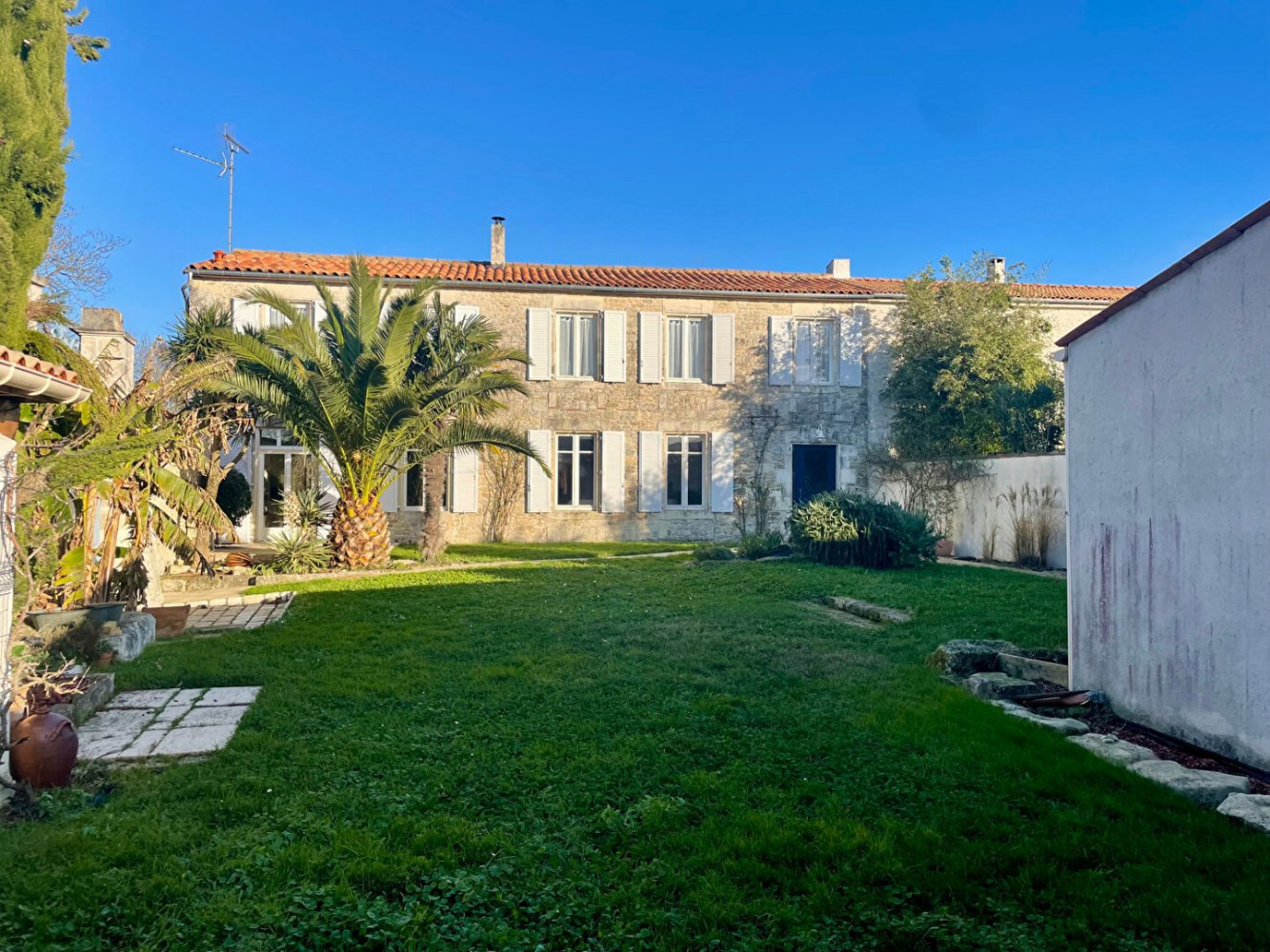 4 غرف نوم منزل في Saint-Vivien, France رقم 103171