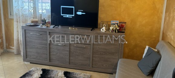 2 bedrooms Apartment in Desenzano del Garda, Italy No. 288977 3