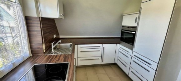 8 rooms Townhouse in Zollernalbkreis, Germany No. 370621 4