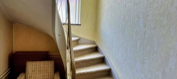 8 rooms Townhouse in Zollernalbkreis, Germany No. 370621 36