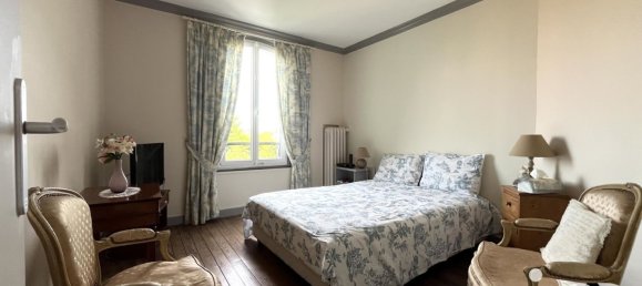 5 bedrooms House in Sucy-en-Brie, France No. 185162 22